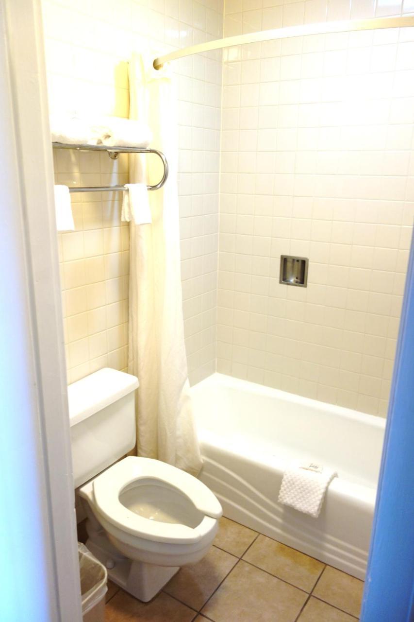 האנטסוויל Vip Inn And Suites מראה חיצוני תמונה