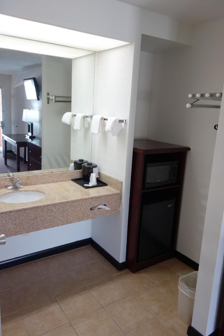 האנטסוויל Vip Inn And Suites מראה חיצוני תמונה